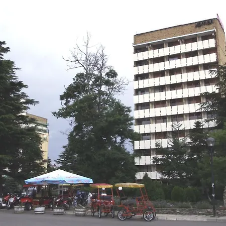 旅馆 Tundja